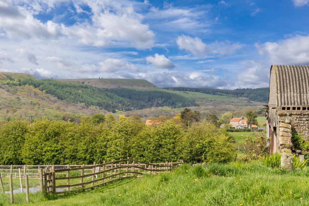 The Grainary Cottages Скарборо Екстер'єр фото